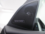 スピーカーはharman/kardonスピーカーを装備。