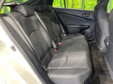 コンパクトカーですが、セカンドシートは十分な広さがあり快適にお乗りいただけます♪シートを倒して大きな荷物を積んだりと、用途の幅が広い1台です。