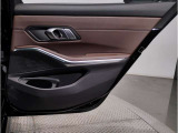 【BMW認定中古車】BMWのご購入はぜひBMW正規ディーラーで!メーカー基準の納車前点検整備を全車実施。規定整備を実施された車両にのみ付帯出来る全国保証。