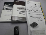 取説・メンテナンスノート・スマートキーの3点セットです。