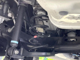 お車を安心してお乗りいただく為には、足回りの定期点検が欠かせません。サービスサポート(有償保証)では無料点検もご提供しており、安心のカーライフをお過ごしいただけるサポート体制が整っています。