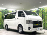 高透明度のガラス皮膜で撥水はもちろん、上質なツヤ・光沢を実現。紫外線や酸性雨から大切な愛車を保護し、色あせ・劣化を防止。「弾スプラッシュコート」、「弾プリミッサコート」からお選びいただけます。