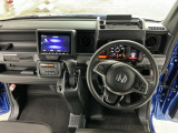 【前方視界】開放的な前方視界!運転がしやすく疲れにくいです♪窓が大きく、見通しがとっても良いおクルマですよ♪
