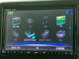 ラジオやテレビ、USB、ディスクなどの音源を画面上で選べるメニューです。使いたい項目を見比べて選択でき、普段よく使う音楽や放送に合わせた利用がしやすい構成です。