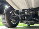 お車を安心してお乗りいただく為には、足回りの定期点検が欠かせません。サービスサポート(有償保証)では無料点検もご提供しており、安心のカーライフをお過ごしいただけるサポート体制が整っています。