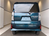 広々空間なのにコンパクト! 小回りが効くので駐車や車庫入れもスムーズに行なえます♪
