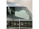 品質へのこだわり!フロアマットやシートなど車内をキレイに清掃し、ニオイや汚れなどを徹底的にクリーニングしてもらっております。室内はピカピカです☆