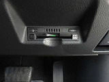 ETC!料金所も止まる事無くスイスイです!窓を開ける必要も無いので雨や花粉、排気ガスの浸入もありません!今や必需品ですネ!