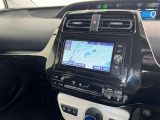 ナビゲーション付です。 ナビがあると便利、ラクラク何処でもいけます。 ナビが有るのと無いのとでは大きな違いですね。
