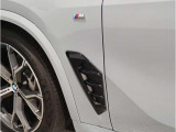 【BMWアロイホイル】軽量かつ強度に拘ったアロイホイル。走行性能ポテンシャルを引き出す設計。車の足元を引き締めてくれる大きなポイントはアロイホイルです。