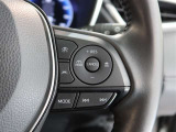 アダプティブクルーズコントロール機能付きです。走行中に先行車の様子を検知しながら、設定した車速の範囲内で先行車との距離のキープを支援します。詳細は販売店スタッフまでおたずねください。
