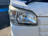 安全安心な走行のために、納車前には小さなクルマを知り尽くしたエキスパートが基本性能に関わる機能や状態を徹底的に点検しています。