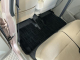 足元は広々♪しっかり内装ルームクリーニングを実施しています。車に自信があるからこそ、是非一度ご来店頂き見てもらえると幸いです。
