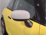 ☆MINIの車の始まりは大人四人がギリギリ乗れるコンパクトな車です!!今となっては3ナンバーですが、もともとは5ナンバーの車でした!!