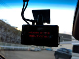 別途SDカードが必要になります。