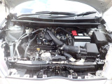 エンジンルームもクリーニング済みです。納車前に点検整備も行います。
