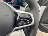 サポートのきいたスポーツシートですので、長時間の運転でも快適にお過ごしいただけます。