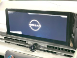 【大画面ナビ】人気の大型12.3インチナビを装備。存在感のある大画面はインパクト大!ナビ利用時のマップ表示は見やすく、テレビやDVDは臨場感がアップ!いつものドライブがグッと楽しくなります♪