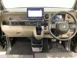 【Honda認定中古車 U-Select】 は3つの安心をお約束します。 1 Hondaのプロが整備した安心。 2 第三者機関がチェックした安心。 3 購入後もHondaが保証する安心。