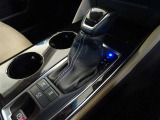 【CVT】無段変速機という意味です。 オートマミッションの中でも、ギヤによる変速をしないので、その分燃費が上がり経済的☆