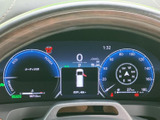 速度や走行に関する情報がまとまって表示され、運転中に必要な項目を確認しやすいメーターまわりです。表示が見渡しやすく、状況把握をしっかりサポートします。