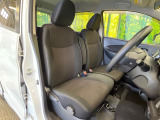 ドライバーによって運転しやすいポジションは異なり、あの車はどうなのか不安なこともありますよね。気になるお車は店頭で乗り込んでご確認いただけます♪