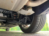 お車を安心してお乗りいただく為には、足回りの定期点検が欠かせません。サービスサポート(有償保証)では無料点検もご提供しており、安心のカーライフをお過ごしいただけるサポート体制が整っています。
