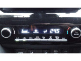 シートヒーター付きです。寒い日も快適なドライブが楽しめます♪
