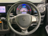 【純正革巻きステアリング】上質な革を使用することで、手にしっかり馴染みとても運転しやすいハンドルです♪