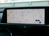 DCM(専用通信機)を装備したコネクティッドナビです。なお無償でのご利用期間は限定(令和12年2月まで)されています。詳しくは営業スタッフにお問い合わせください。