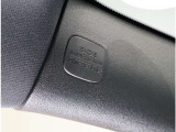 エアバッグは運転席、助手席以外にサイドカーテンエアバッグとサイドエアバッグが付いています。