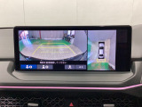【マルチビューカメラシステム】車両の前後,左右4つのカメラで映した周囲の映像をナビゲーション画面に表示します♪停めにくい駐車場や狭い道路でもドライバーの死角を減らすことで運転をサポート!