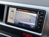 【パノラミックビューモニター】専用のカメラにより、上から見下ろしたような視点で360度クルマの周囲を確認することができます☆死角部分も確認しやすく、狭い場所での切り返しや駐車もスムーズに行えます。