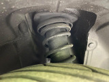 お車を安心してお乗りいただく為には、足回りの定期点検が欠かせません。サービスサポート(有償保証)では無料点検もご提供しており、安心のカーライフをお過ごしいただけるサポート体制が整っています。