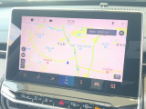 ●純正ナビ:一体感のあるナビは、高級感ある車内を演出してくれます。オーディオ機能も充実しておりますので、運転もより楽しめます♪