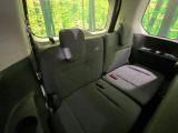 3列目シートはもちろん状態良好☆大人でもゆったりと座って頂けますので、大人数でのお出かけもラクラクです♪ご家族で、気の知れた仲間で、ドライブに行くのが楽しみですね♪
