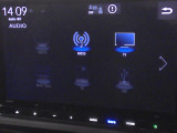 フルセグテレビ搭載。DVD・CD再生、SDカード、USB入力に対応しています。