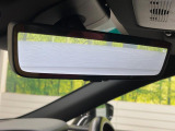 【デジタルインナーミラー】後席の大きな荷物や同乗者で後方が確認しづらい時でも安心!カメラが撮影した車両後方の映像をルームミラー内に表示。クリアな視界で状況の確認が可能です!