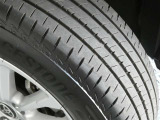 車にとって大切な部分のエンジンルームもきれいにクリーニング済みで安心です♪
