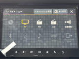 テレビやラジオ、USB、Bluetoothなど、複数の音源や機能を画面から選べます。アイコン表示で項目を見分けやすく、使いたい機能を確認しながら選択できます。
