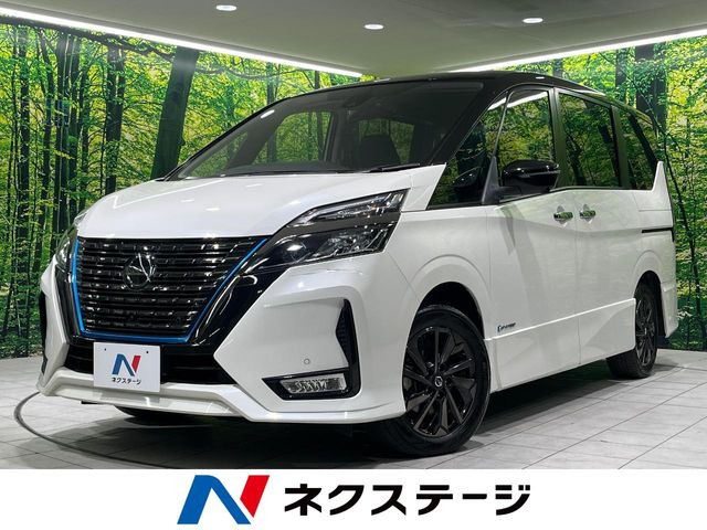 セレナ 1.2 e-POWER ハイウェイスターV アーバンクロム 