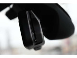 外観のアクセントになるミラーキャップはかんたんに取り替えられて、しかも種類が豊富なデザインのミラーキャップ。あなたのオリジナリティーを追求してみては!?