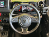 【純正革巻きステアリング】上質な革を使用することで、手にしっかり馴染みとても運転しやすいハンドルです♪
