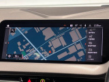 ●純正HDDナビ:一体感のあるナビは、高級感ある車内を演出してくれます。Bluetooth再生などオーディオ機能も充実しておりますので、運転もより楽しめます♪