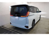 安心のトヨタの中古車は、ご購入後も安心のトヨタロングラン保証付き。別途有償にて選べる延長保証(+1年、+2年)もお選び頂けます。