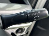 【 オートライト 】オートライトなのでライトの点け忘れを気にすることなく運転が出来ます♪//
