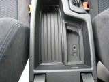 運転席側になります。