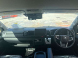 運転席・助手席の俯瞰視点です!乗った際のイメージが湧きますね!