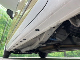 お車を安心してお乗りいただく為には、足回りの定期点検が欠かせません。サービスサポート(有償保証)では無料点検もご提供しており、安心のカーライフをお過ごしいただけるサポート体制が整っています。