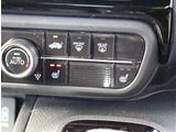 『1台』のお車に対して、こだわって仕入れを行っております。オプション装備装着車となります!
